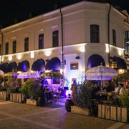 Acsa Inn كرايوفا المظهر الخارجي الصورة